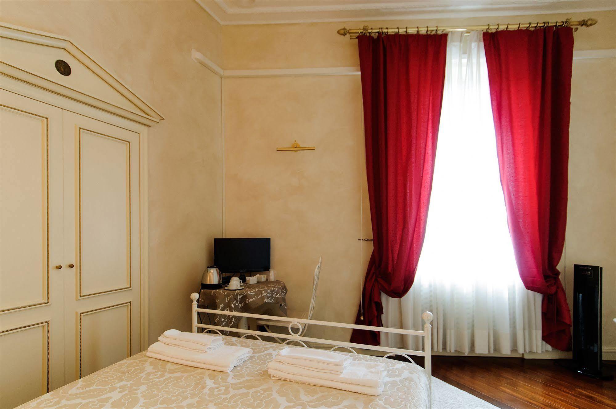Made In Rome Luxury Affittacamere Extérieur photo